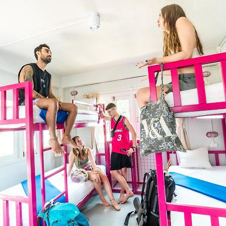 بيت شباب Slumber Party كو تاو المظهر الخارجي الصورة